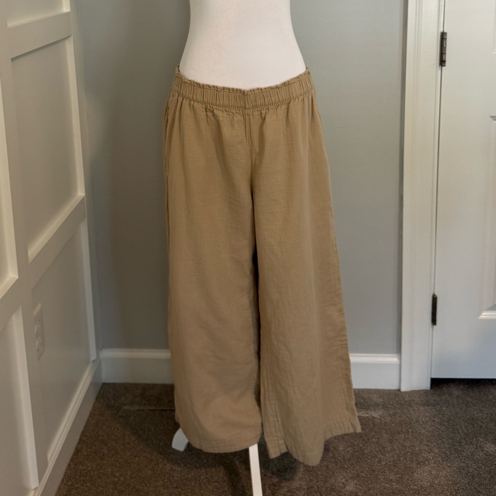 Old Navy Tan Khaki High-Waisted Crinkle Gauze Ankle Pants